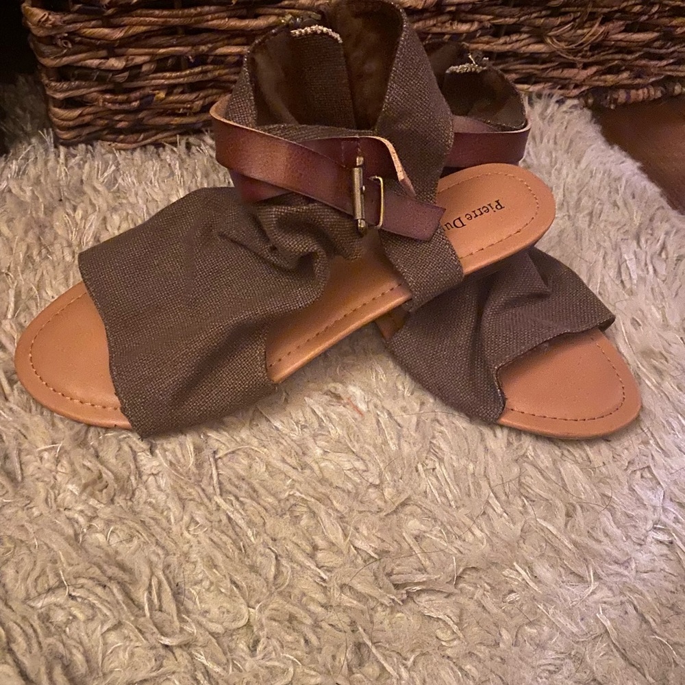 Pierre Dumas Slouchy Sandals